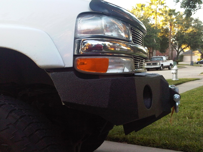 00-02 Chevy Suburban  front base bumper  00-02 Chevy Suburban  front base bumper