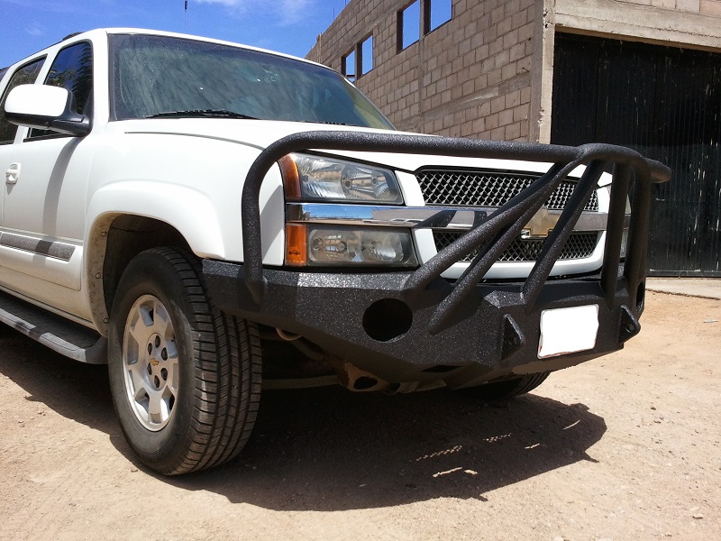03-06 Chevrolet Suburban Delta 8  03-06 Chevrolet Suburban Delta 8