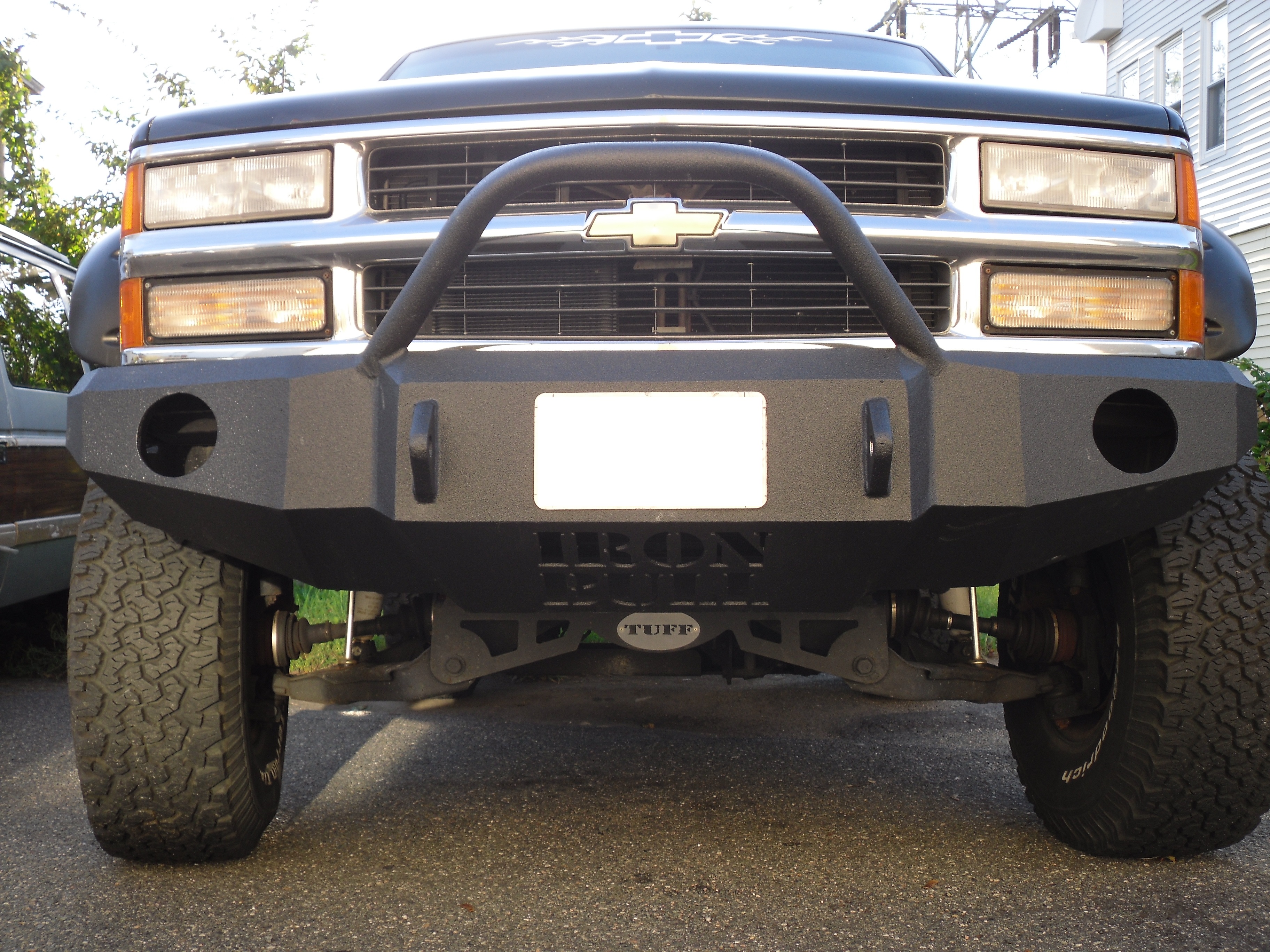 88-00 Chevy SUBURBAN  Delta 88-00 Chevy SUBURBAN  Delta