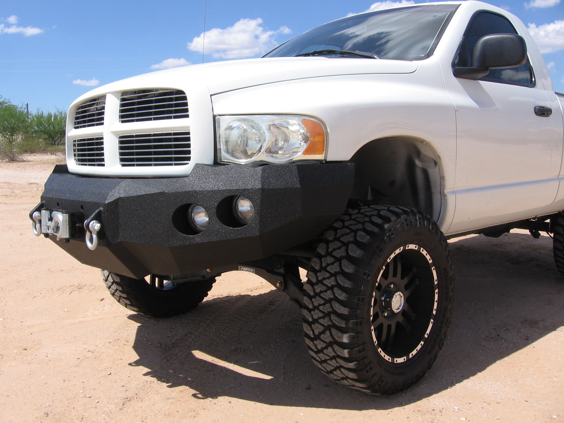 02-05 Dodge 1500 Front Base Bumper 02-05 Dodge 1500 Front Base Bumper