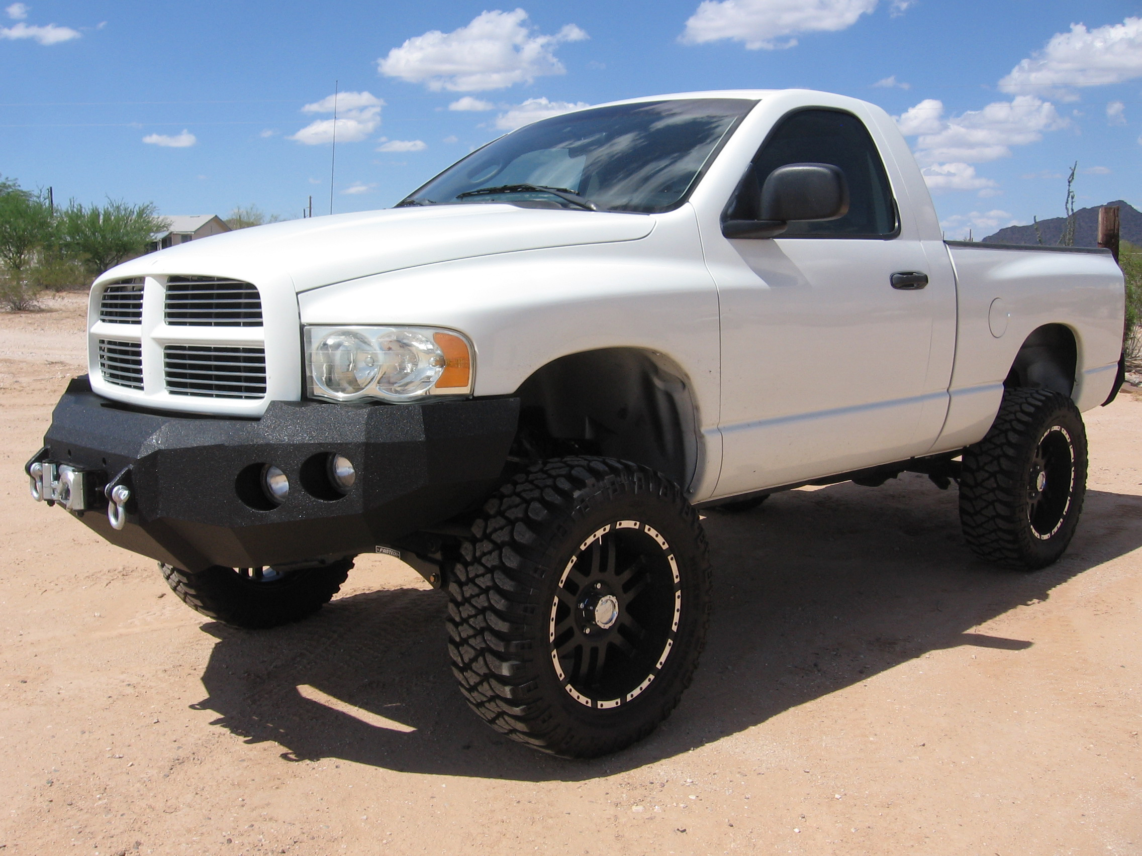 02-05 Dodge 1500 Front Base Bumper 02-05 Dodge 1500 Front Base Bumper