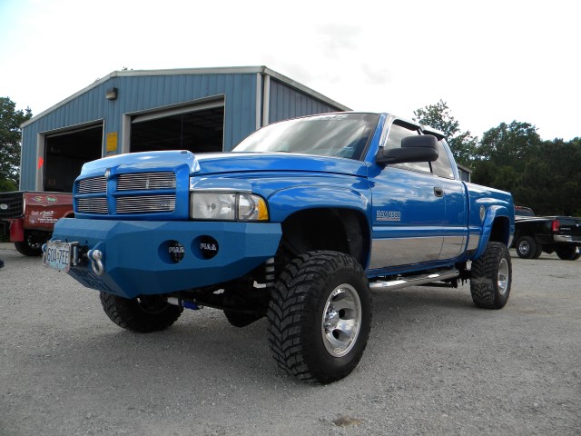 94-02 Dodge 2500 Front Base Bumper 94-02 Dodge 2500 Front Base Bumper
