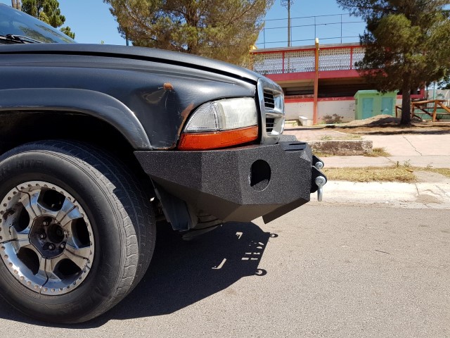 97-03 Dodge Durango Front Base Bumper 97-03 Dodge Durango Front Base Bumper