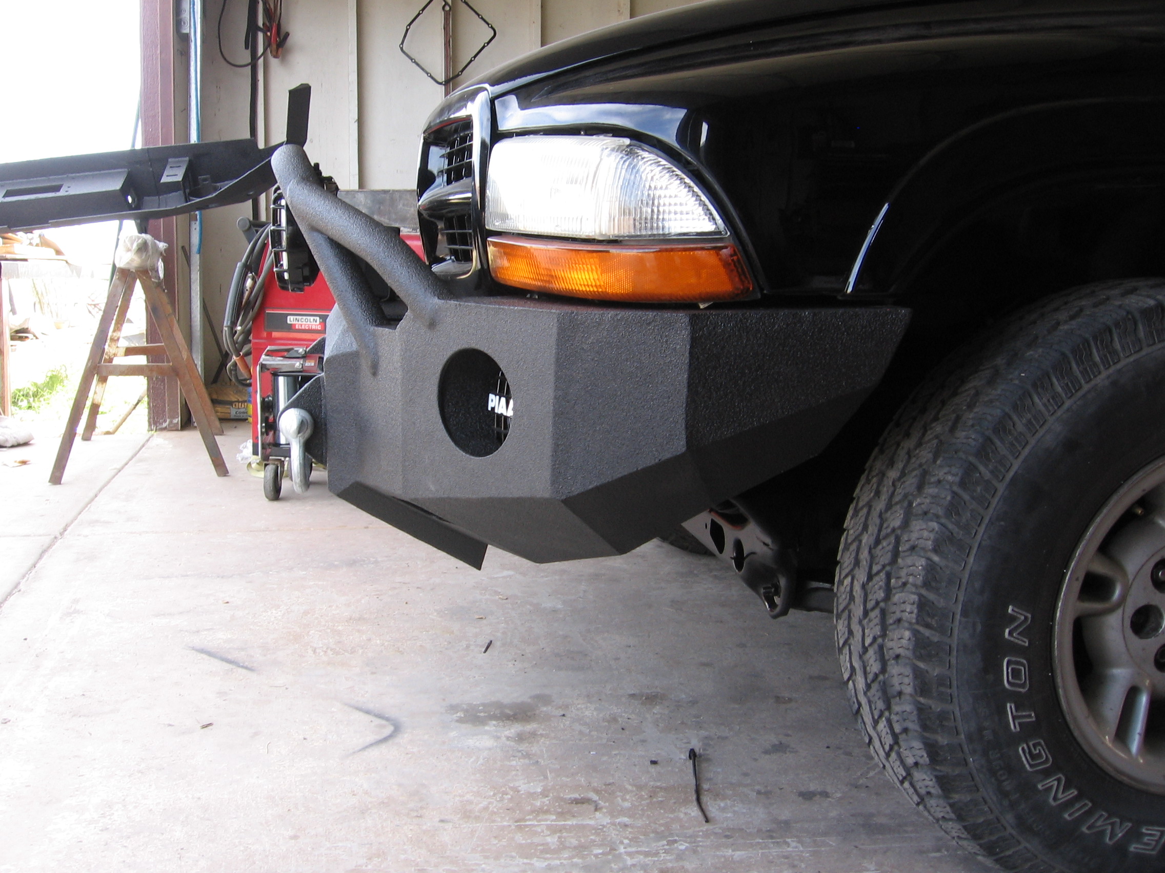 97-03 Dodge Durango Delta 4 W/ Light Tabs 97-03 Dodge Durango Delta 4 W/ Light Tabs