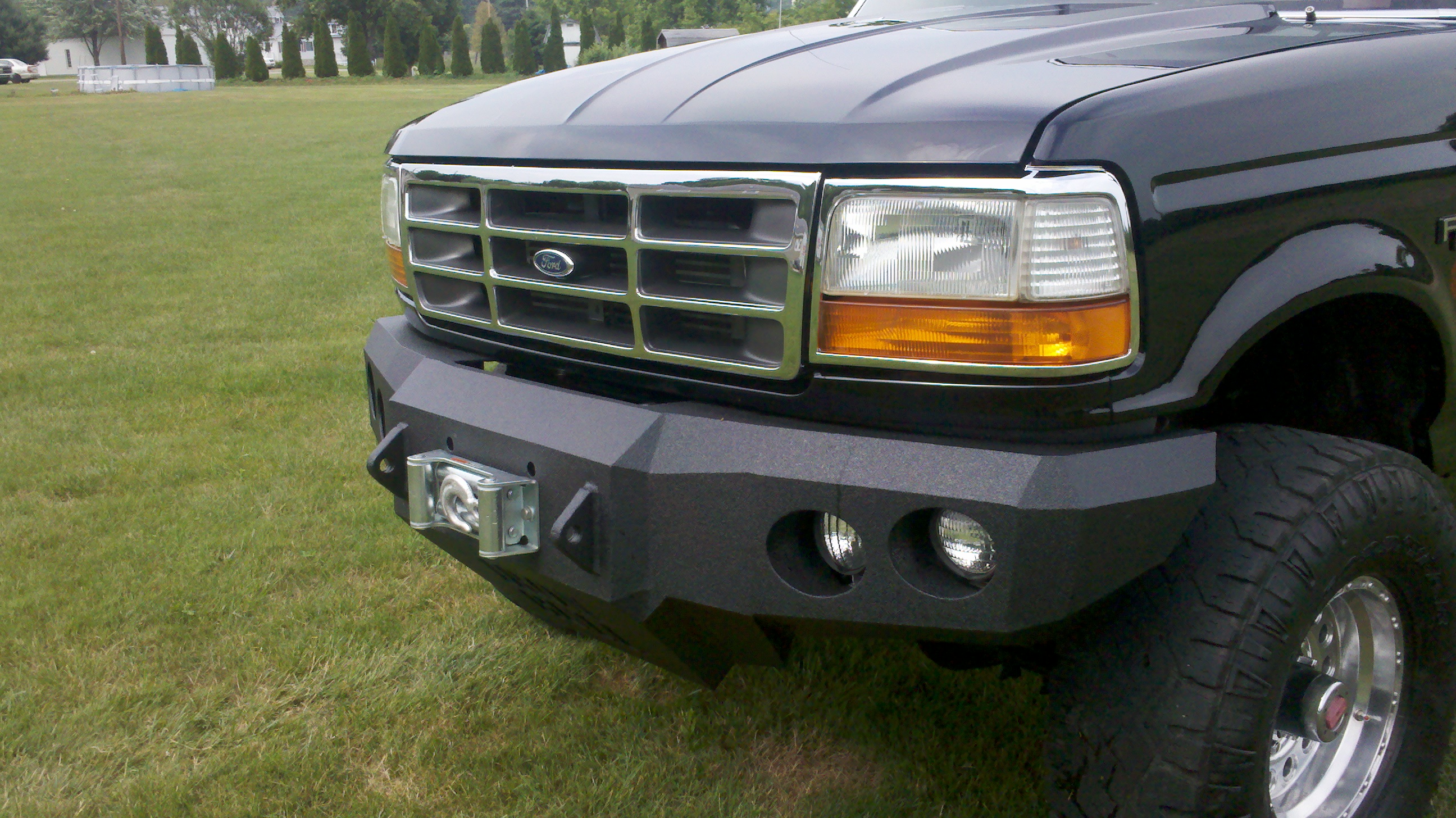 92-96 Ford F150 front base bumper 92-96 Ford F150 front base bumper