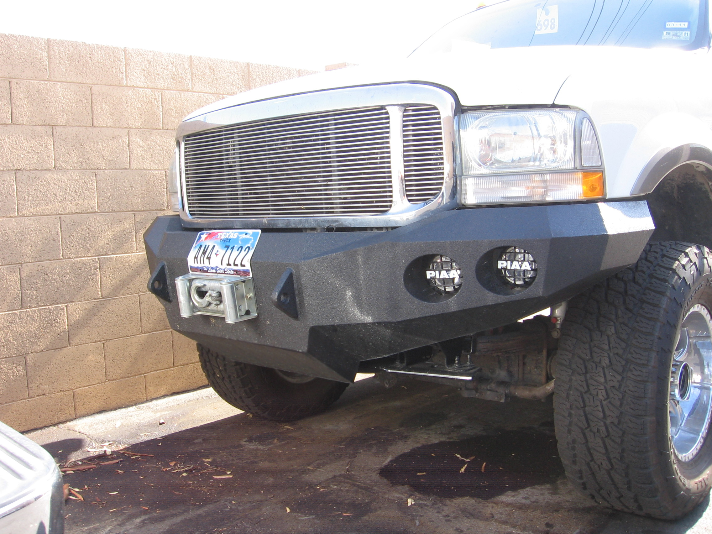 99-04 Ford F250 front base bumper 99-04 Ford F250 front base bumper