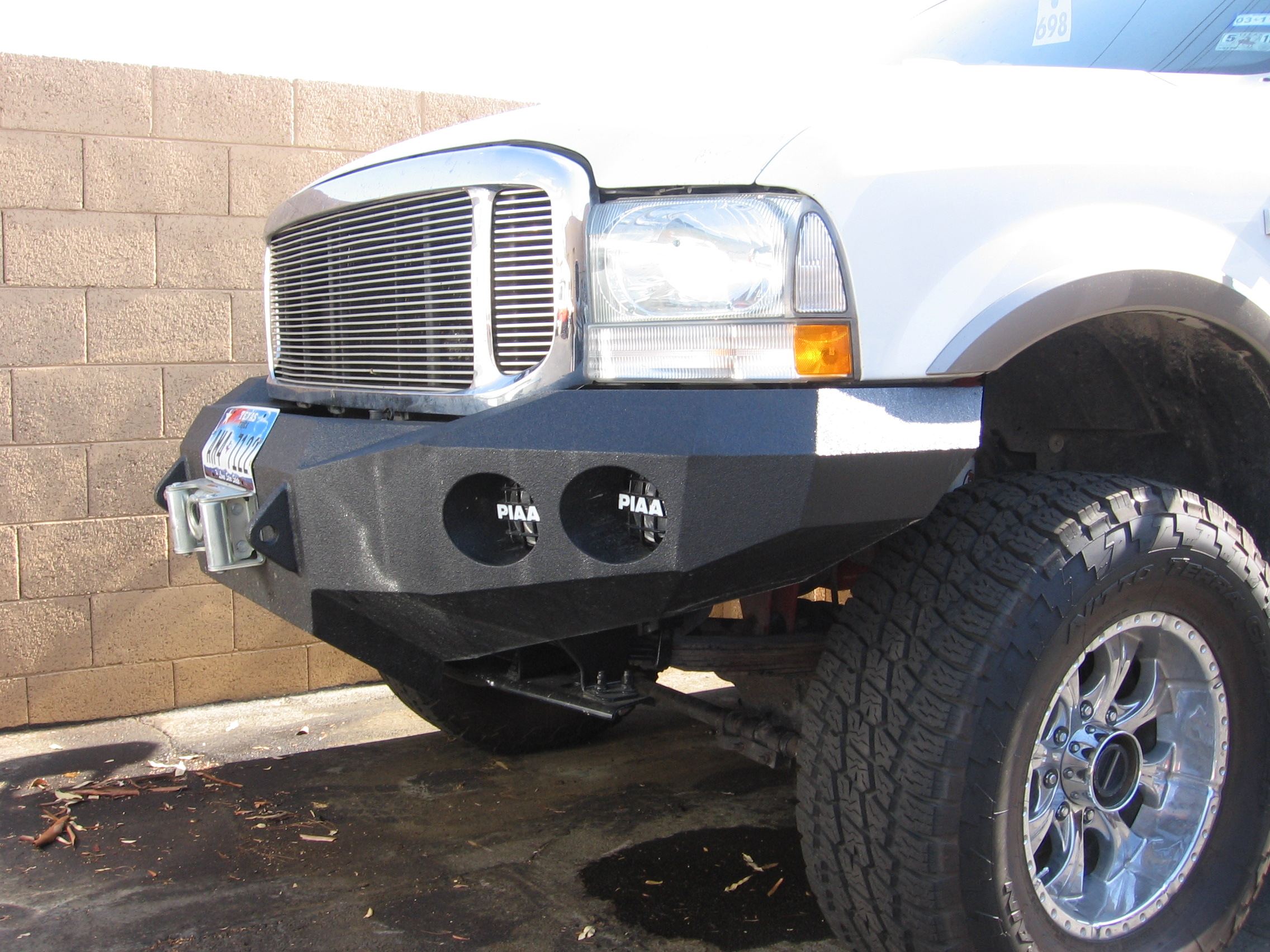 99-04 Ford F250 front base bumper 99-04 Ford F250 front base bumper