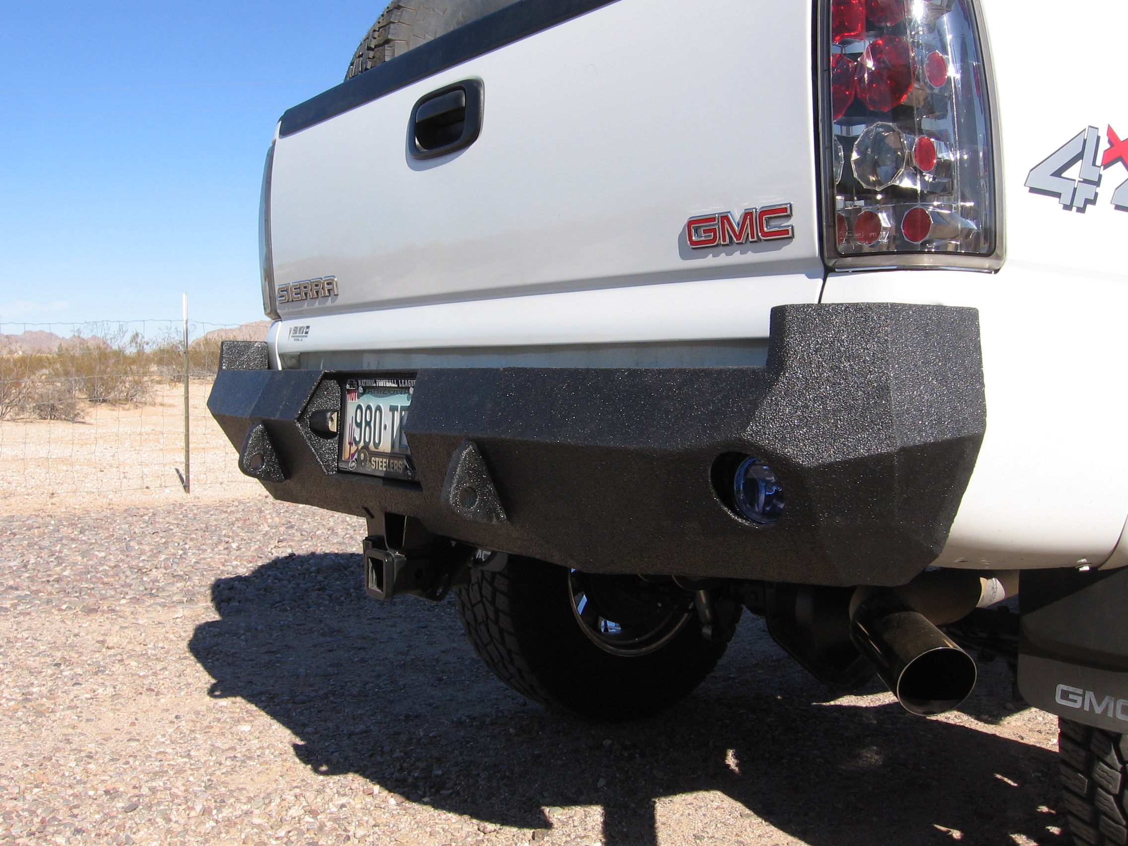 03-07 GMC 2500 Rear Base Bumper 03-07 GMC 2500 Rear Base Bumper