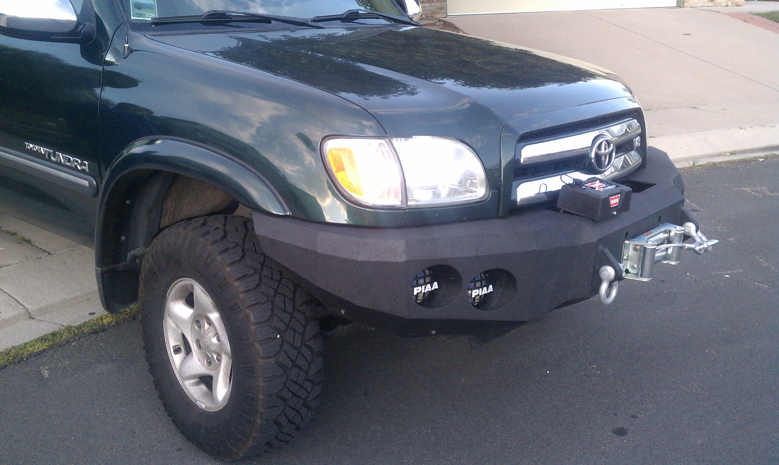 03-06 Toyota Tundra Front Base Bumper 03-06 Toyota Tundra Front Base Bumper